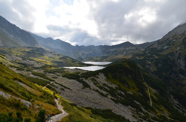 Fototapeta premium Tatry, widok na Dolinę Pięciu Stawów Polskich ze szlaku przez Świstówkę, Polska