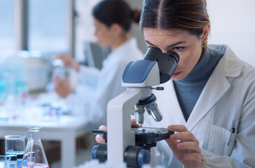 Young researchers working in the clinical laboratory