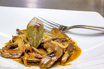Milanese liver. Liver of a calf fried with onions