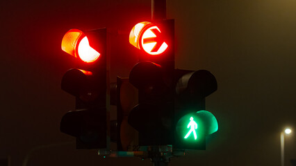 red and green traffic light at night