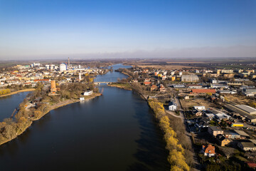 Kruszwica Panorama miasta z lotu ptaka - Krajobraz - jezioro gopło - obrazy, fototapety, plakaty