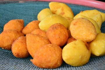 Quibe de arroz e mandioca (macaxeira)