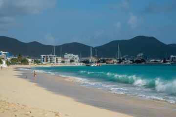Sunny Sint Maarten