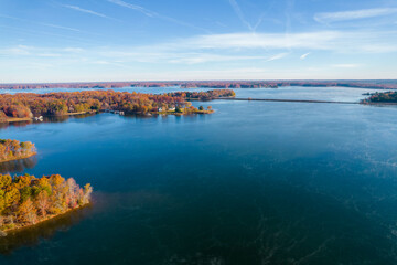 Fototapeta na wymiar Aerial Drone View of a Foggy Lake Anna in Virginia 