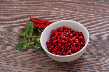 Red pepper seeds in the bowl