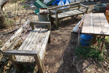 日本の屋外のベンチ