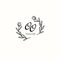 Fototapeta premium OO Initial letter handwriting and signature logo. Beauty vector initial logo .Fashion boutique floral and botanical