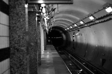 Naklejka na ściany i meble subway train station