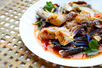 spicy green mango salad with blue crab