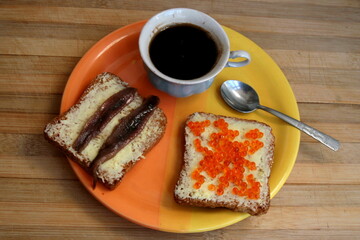 toast with coffee