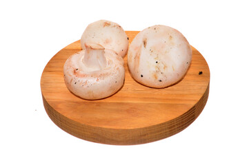 champignons isolated on white background