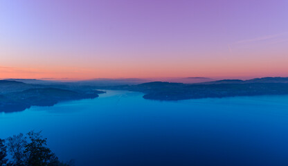 Sonnenuntergang am Vierwaldstättersee , Schweiz