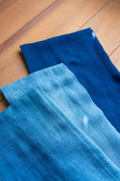 【藍染めイメージ】藍染めの布