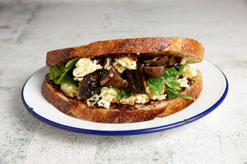 Mushroom and egg sandwich
