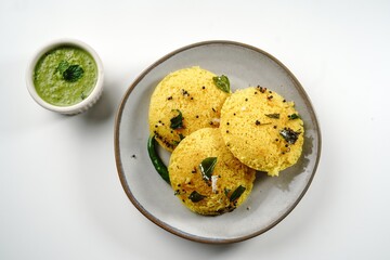 Idli Dhokla - Gluten free gujarati steamed breakfast with chickpea flour