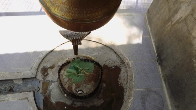 Old Hindu God Mahadeva Temple, Shiva ling worship, Indian Gods backgrounds