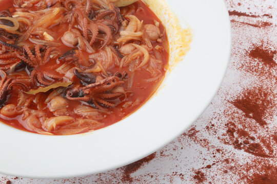 pulpitos con cebolla