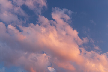 Fototapeta na wymiar Sky and clouds at sunset