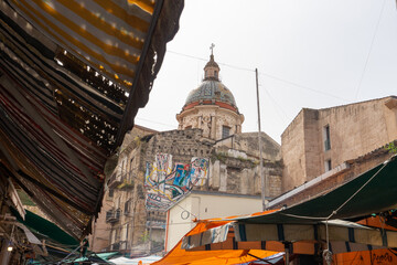 mercatino antiquariato a Palermo