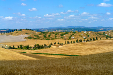 Fototapeta na wymiar Rural landscape in Val d Orcia, Tuscany, Italy