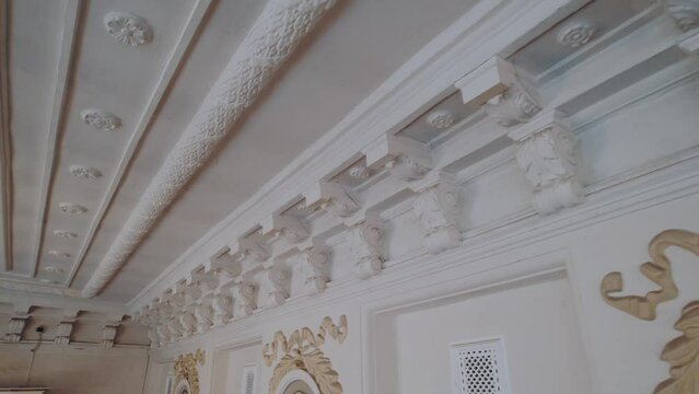 Moldings on the ceiling of the Philharmonic Hall