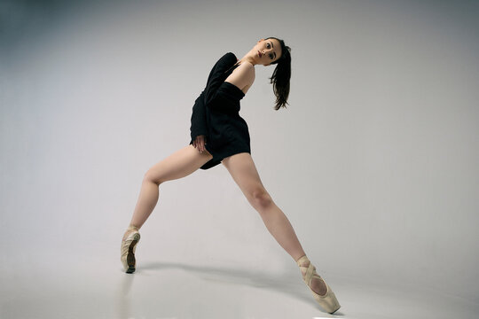 ballerina improvises in a photo studio