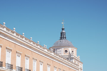 Fototapeta na wymiar Royal Palace surroundings in Aranjuez, Madrid, Spain. Ancient royal court building. Aesthetic