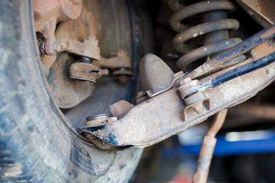 broken car ball joint on pickup track,broken car suspension