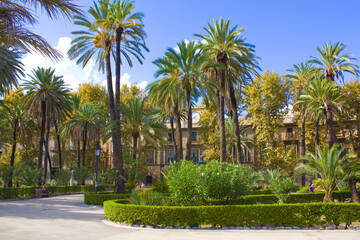 Fototapeta na wymiar Park Villa Bonanno in Palermo, Sicily, Italy