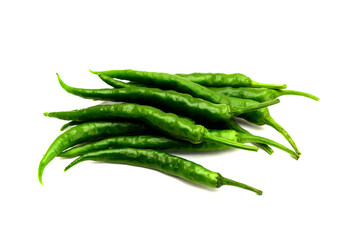 白背景の青唐辛子　コピースペースあり Green chili peppers (chile verde) on white background with copy space	