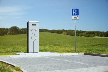 electric fuel charge station for plug in e-car to get power from terminal directly to filler neck...