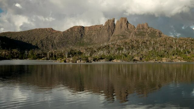 close up of mt geryon and lake elysia on a stormy summer afternoon at the labyrinth in cradle mountain-lake st clair national park of tasmania, australia