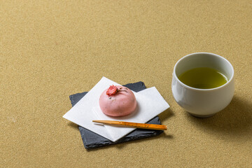 緑茶　green tea made in Japan