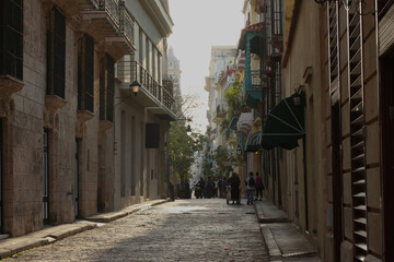 Fototapeta premium Ancient buildings in Old Havana, Cuba