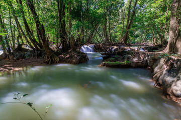 Fototapeta premium Thi lo su Waterfall,beautiful waterfall in deep in rain forest,Tak province, Thailand,