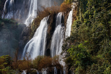 Fototapeta na wymiar Thi lo su Waterfall,beautiful waterfall in deep in rain forest,Tak province, Thailand,