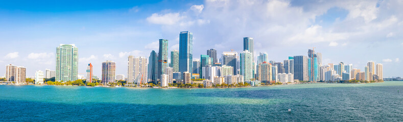 Fototapeta na wymiar Miami skyline bright sunny day panoramic view