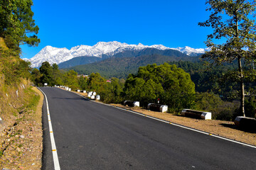 road to the mountains