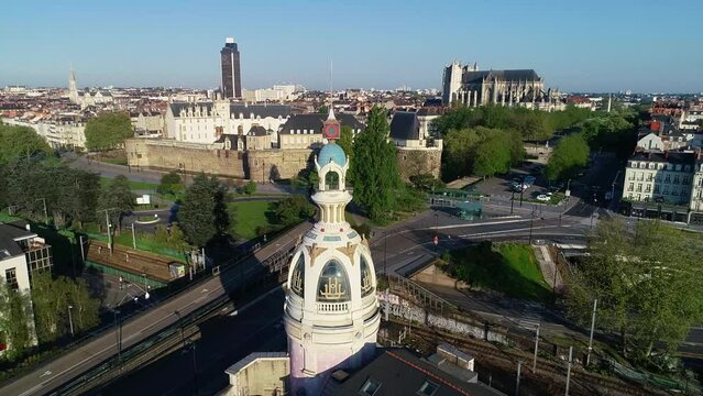 video de Nantes, la tour LU et le centre ville de Nantes