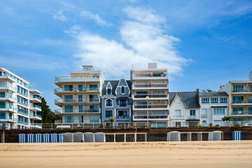 plage de La Baule et immeubles 