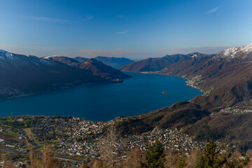 Fototapeta na wymiar Cardada panoramic view over Maggiore blue lake in spring sunny morning