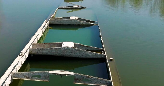Fiume Po isola internati relitto seconda guerra mondiale