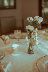 Centro de mesa elegante para evento social