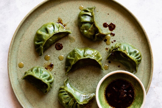 Spinach Potstickers with tofu vegetable filling