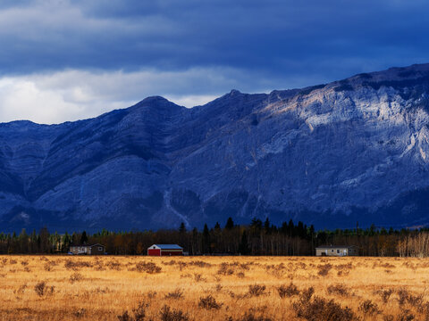 landscape of canadian rockies