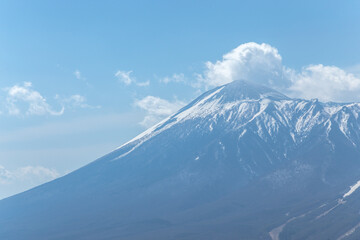 八幡平からの岩手山