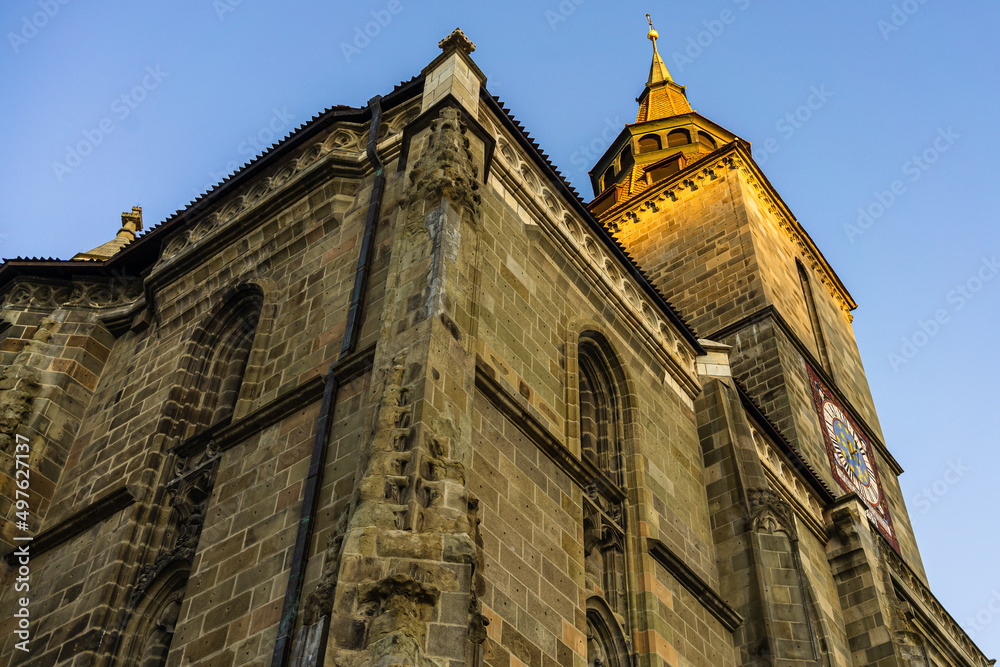 Wall mural Large Gothic building of the Black Church (Biserica Neagra) in Brasov, Romania