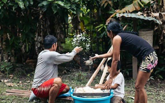 Local family preparing the farina