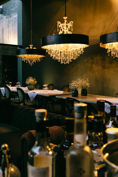 Set Restaurant Table With Large Chandeliers