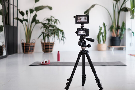 camera with monitor ready for streaming